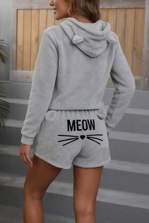 Kadın Uzun Kollu Kapşonlu Peluş Bluz Ve Kısa Short Ikili Takım - ANGELINO BuyukBedeniz