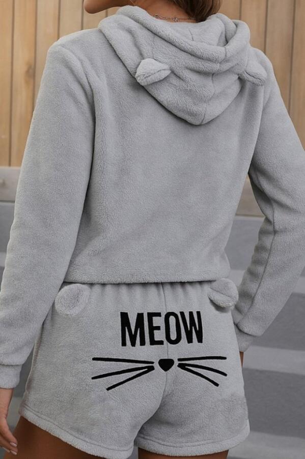 Kadın Uzun Kollu Kapşonlu Peluş Bluz Ve Kısa Short Ikili Takım - 2