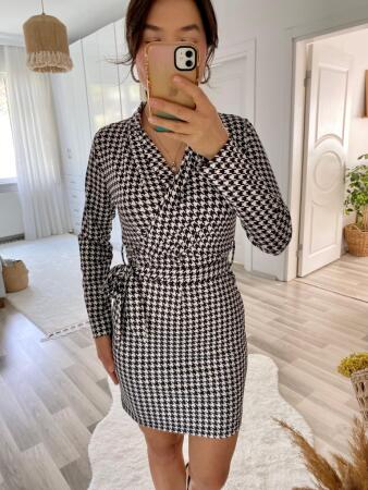 Kadın Uzun Kollu Kruvaze Yaka Bağlamalı Kemer Dalgıç Mini Boy Elbise - 20