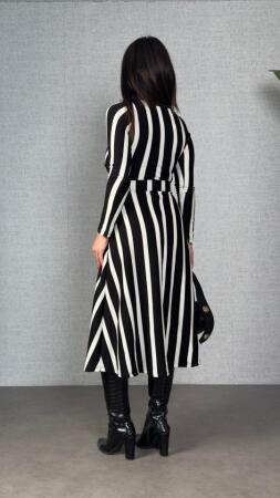 Kadın Uzun Kollu Kruvaze Yaka Kemer Dahil çizgili Triko Elbise - 4