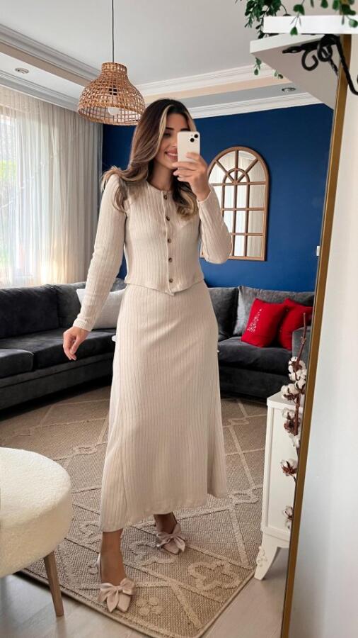 Kadın Uzun Kollu önden Düğmeli Bluz Ve Yüksek Bel A Kesim Uzun Etek şardonlu Kaşkorse Ikili Takım - 1