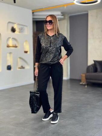 Kadın Uzun Kollu önden Fermuarlı Leopar Desenli Viskon Iki Iplik Bluz Ve Pantolon Ikili Takım - ANGELINO BuyukBedeniz