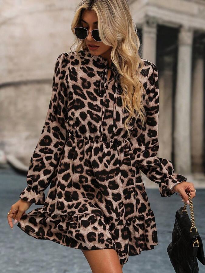 Kadın Uzun Kollu Yakadan Bağcıklı Modal Leopar Desenli Mini Elbise - 3