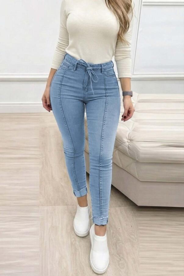 Kadın Yüksek Bel Belden Kuşaklı Yırtık Detaylı Kot Pantolon - 2