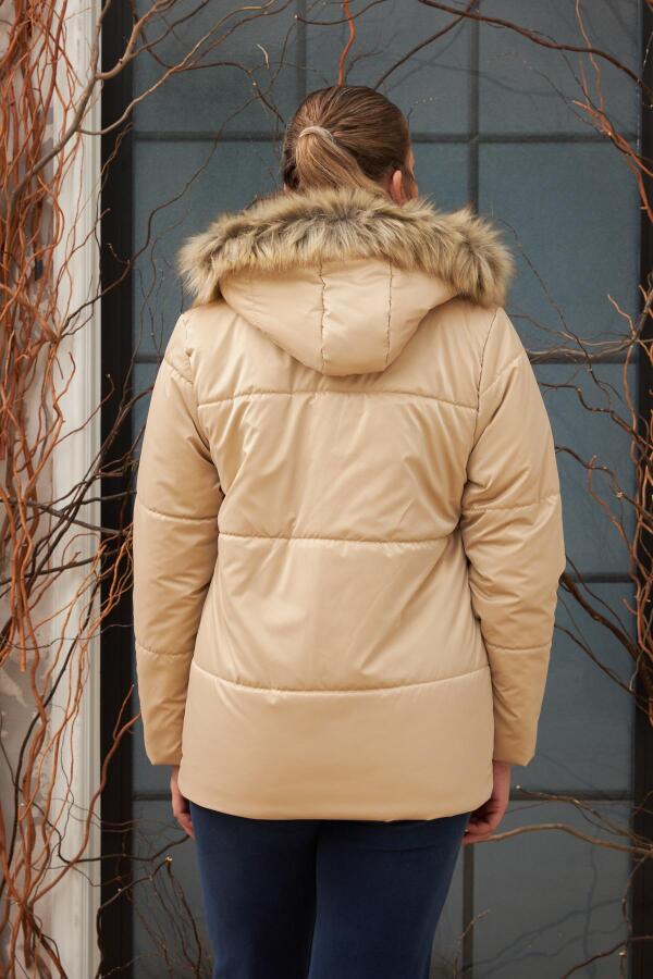 Kapşonlu Parlak Kumaş Büyük Beden Vizon Şişme Mont - 9