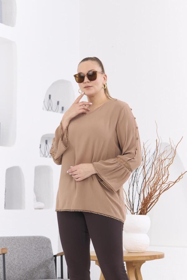 Kol Detaylı Büyük Beden Kırinkıl Vizon Bluz - 3