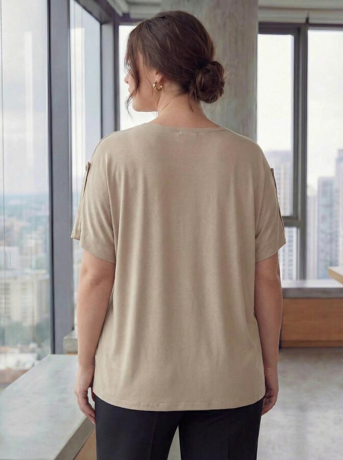 Kol Detaylı Taş Baskılı Büyük Beden Tişört Bej - 4