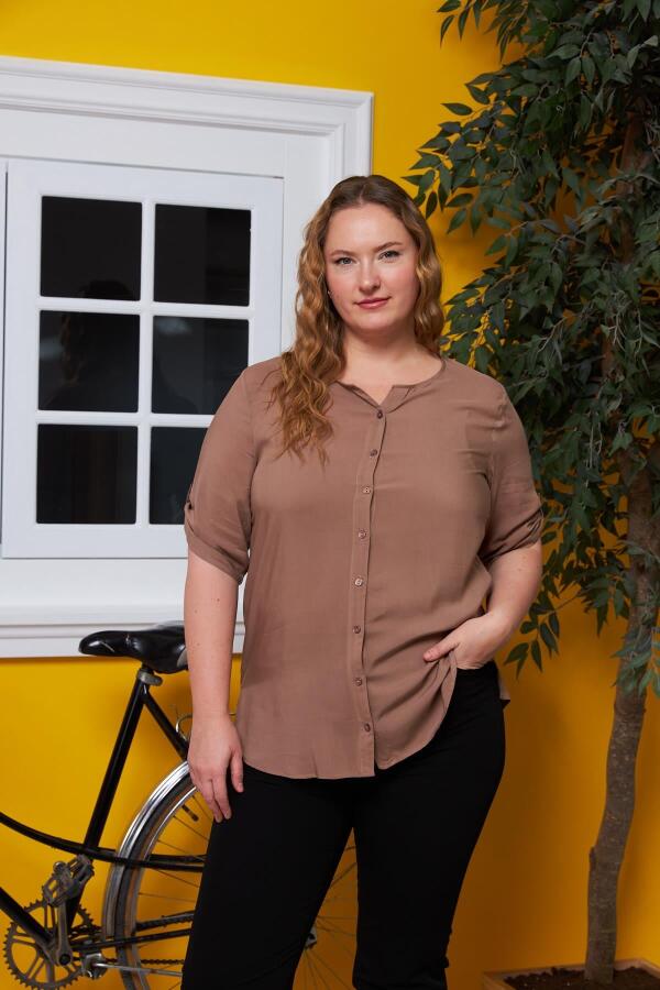 Kol Detaylı Vual Viskon Büyük Beden Vizon Gömlek - 1