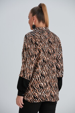 Kol Detaylı Zebra Desenli Büyük Beden Siyah Gömlek - 4