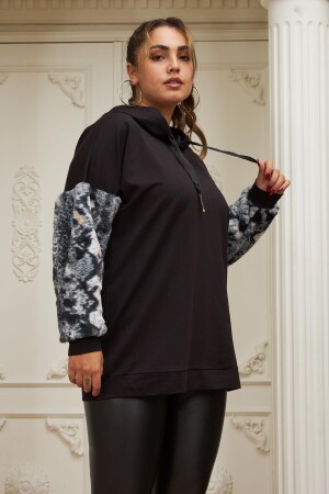 Kol Kürk Detaylı Büyük Beden Siyah Sweatshirt - 2