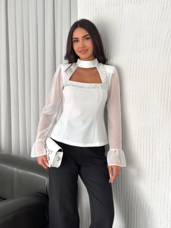 Kolları Şifon Göğüste İnci Boncuk Detaylı Bluz - Beyaz - 3