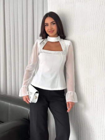 Kolları Şifon Göğüste İnci Boncuk Detaylı Bluz - Beyaz - 3