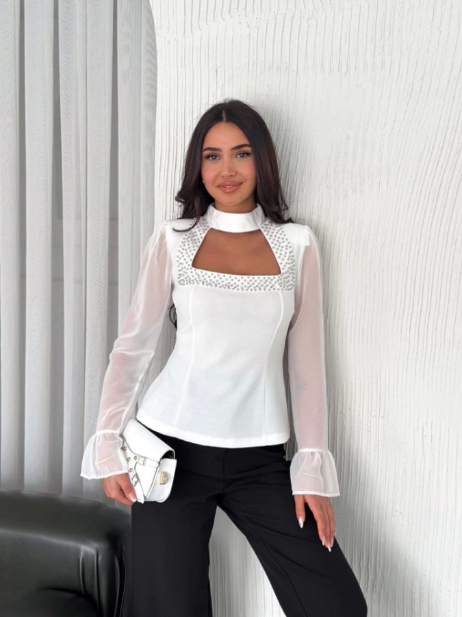 Kolları Şifon Göğüste İnci Boncuk Detaylı Bluz - Beyaz - 4