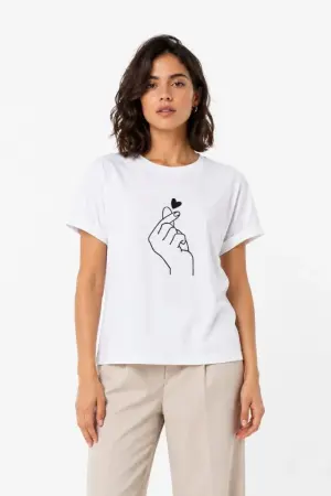 Kore Parmak Kalp Aşk Temalı Minimal Baskılı Tişört Yazlık Kısa Kol T-Shirt - Beyaz - 2