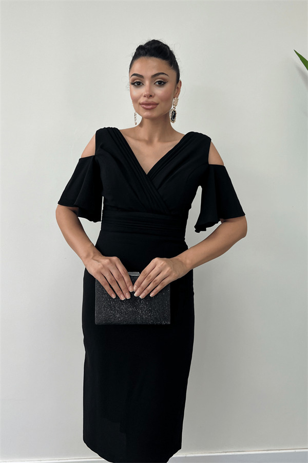 Krep Kumaş Büzgü Detaylı Kalem Elbise - SİYAH - 4