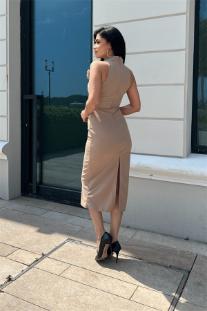 Krep Kumaş Büzgü Detaylı Sıfır Kol Kalem Elbise - Camel - 5