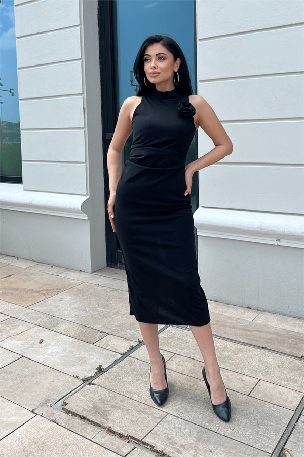 Krep Kumaş Büzgü Detaylı Sıfır Kol Kalem Elbise - SİYAH - 4