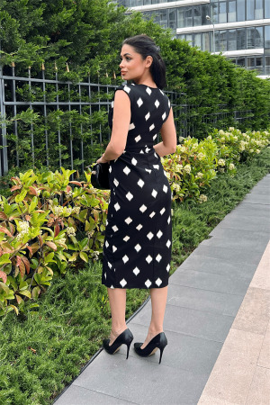 Krep Kumaş Düğme Detaylı Kalem Elbise - SİYAH - 5