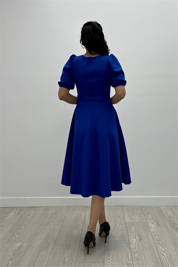 Krep Kumaş Kemer Detaylı Elbise - SAKS MAVİ - 5