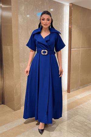 Krep Kumaş Kruvaze Yaka Kemerli Elbise - SAKS MAVİ - Angelino Moda