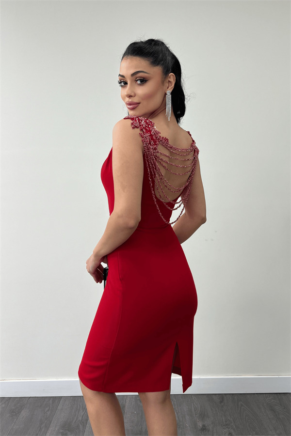 Krep Kumaş Sırt Boncuk Detaylı Kalem Elbise - KIRMIZI - 4