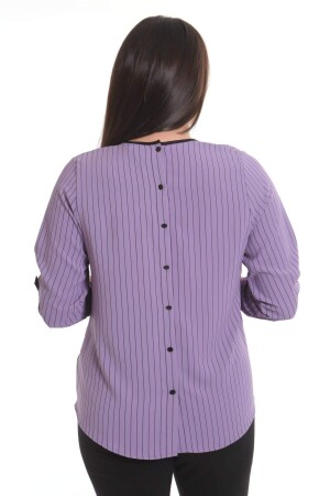 Plus Size Lilac Patterned Crepe Blouse with Buttons on the Back - 5