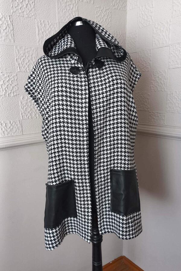 Houndstooth Plus Size Vest with Leather Pockets Black-White - 1