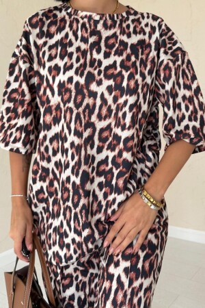 Leopar T-Shirt Ve Pantolon Takım - 3
