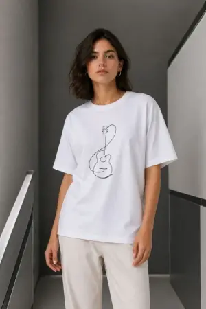 Minimal Gitar Baskılı Tişört T-Shirt Yazlık Kısa Kol Bisiklet Yaka T-Shirt - Beyaz - 1