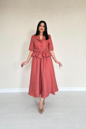 Moccah İnce Kemerli Fırfırlı Ceket Ve Büzgülü Etek Takım - ANGELINO BuyukBedeniz