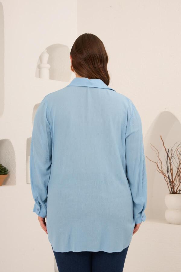Nakış Detaylı Yanları Yırtmaçlı Büyük Beden Gömlek Bebe Mavi - 4