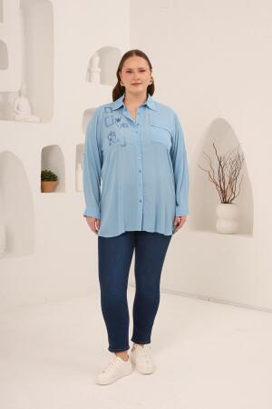 Nakış Detaylı Yanları Yırtmaçlı Büyük Beden Gömlek Bebe Mavi - 5