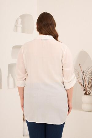 Nakış Detaylı Yanları Yırtmaçlı Büyük Beden Gömlek Ekru - 5