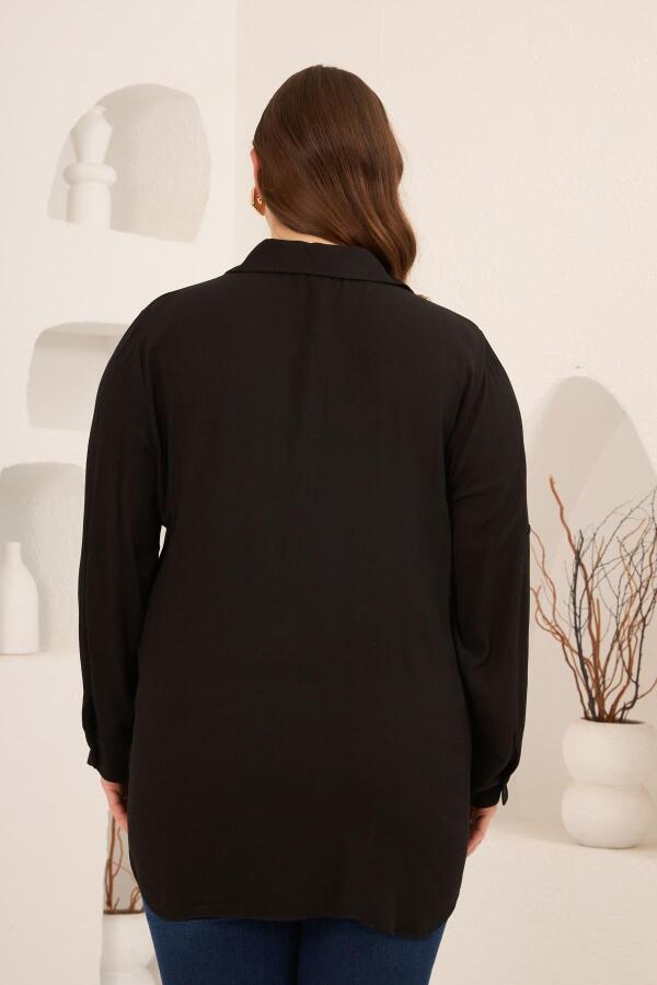 Nakış Detaylı Yanları Yırtmaçlı Büyük Beden Gömlek Siyah - 4
