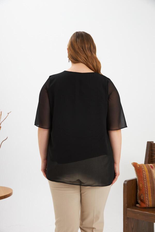 Omuz Taş Detaylı Asimetrik Kesim Büyük Beden Şifon Bluz Siyah - 5