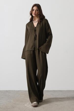 Önden Biyeli Bluz Ve Pantolon Takım - Haki - ANGELINO BuyukBedeniz (1)