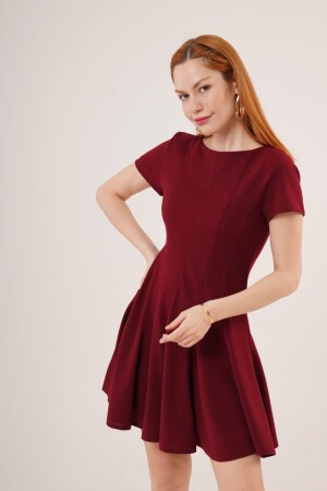 Önden Dikiş Detaylı Çan Model Bordo Elbise - 1