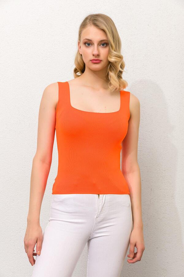 Trend42plus Oranj Kare Yaka Askılı Crop Top Triko - 1
