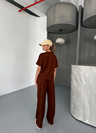 Osy Modal Yumuşak Dokulu Kumaş Kısa Kollu Bluz Rahat Pantalon Ikili Takım- Kahverengi - ANGELINO BuyukBedeniz (1)