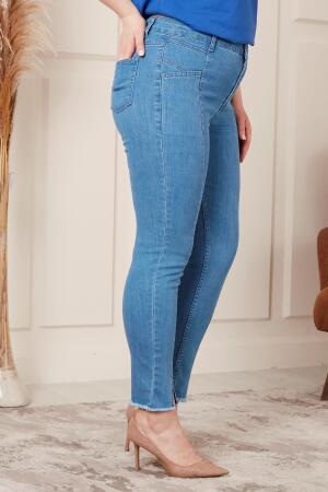 Paça Detaylı Mavi Büyük Beden Kot Pantolon - RMG (1)