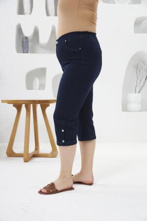 Paça Düğme Detaylı Beli Lastikli Büyük Beden Lacivert Kapri - RMG (1)