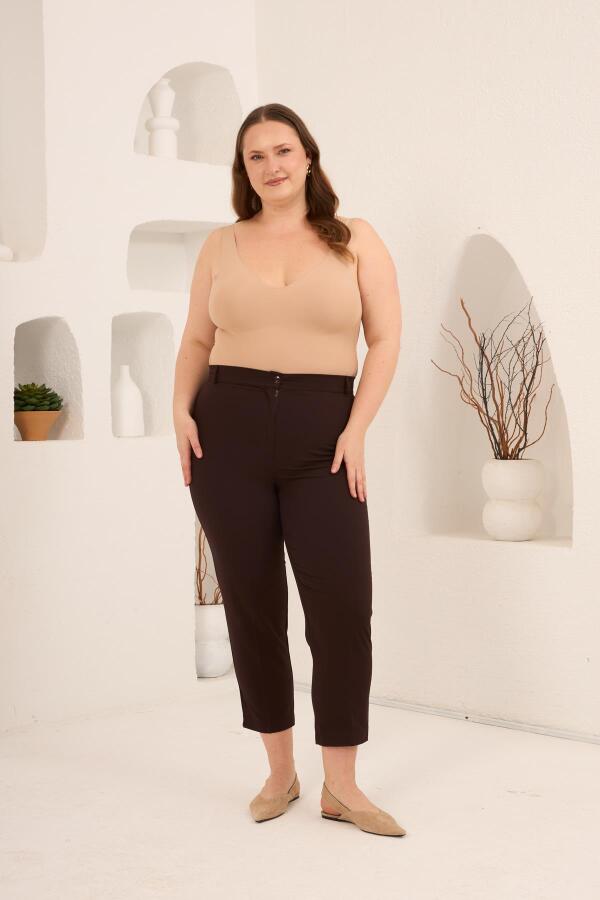 Paça Yırtmaçlı Büyük Beden Gabardin Pantolon Kahve - 5
