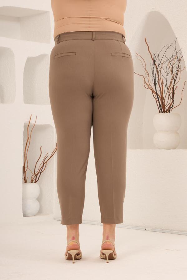 Paça Yırtmaçlı Büyük Beden Pantolon Vizon - 3