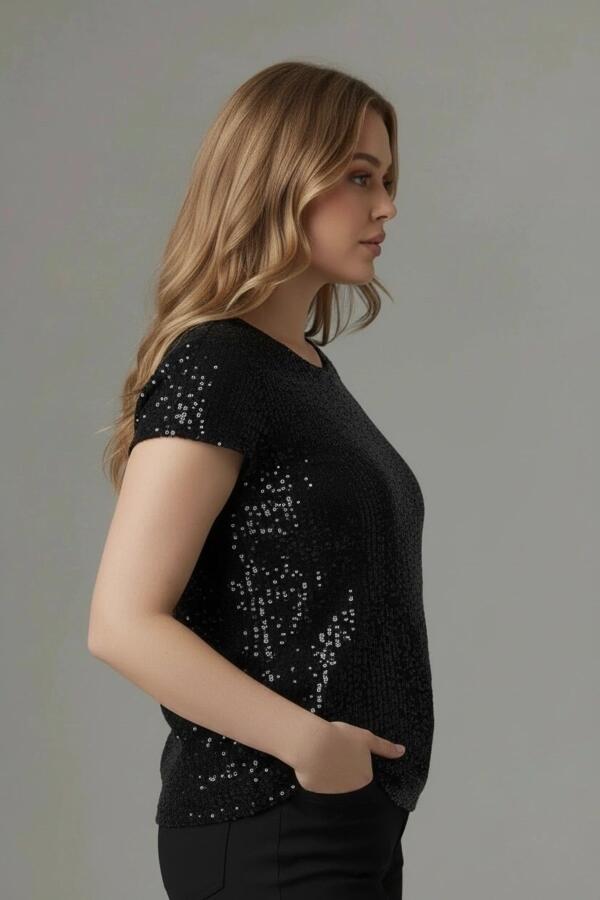 Pul Payetli Kısa Kol Büyük Beden Bluz - 2