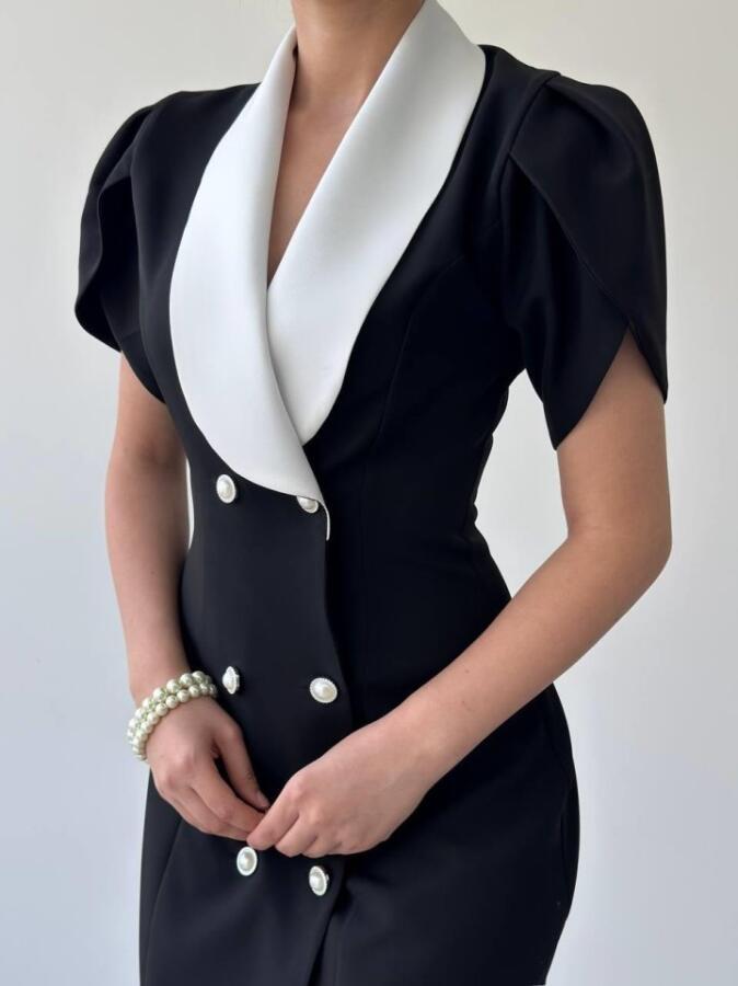 Reta Düğme Detaylı Elbise - 7