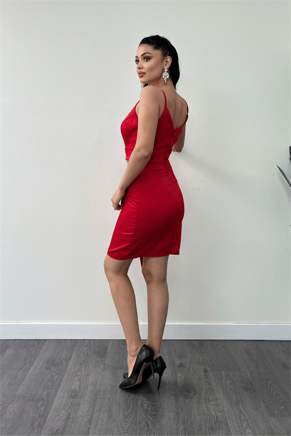 Saten Kumaş Boncuk Detaylı Elbise - KIRMIZI - 5