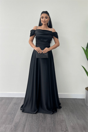 Saten Kumaş Büzgülü Askılı Abiye Elbise - SİYAH - Angelino Moda