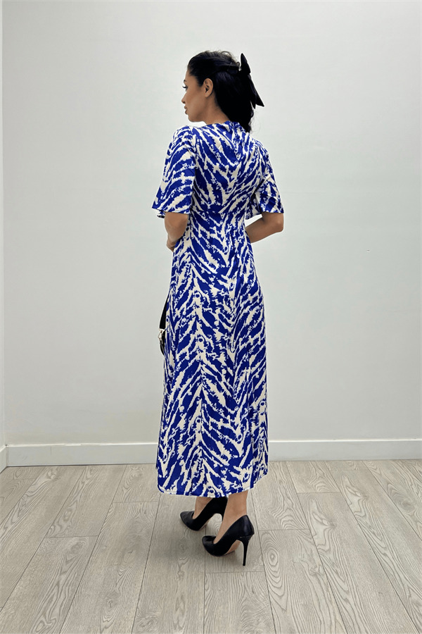 Saten Kumaş Göğsü Büzgü Detaylı Elbise - SAKS MAVİ - 5