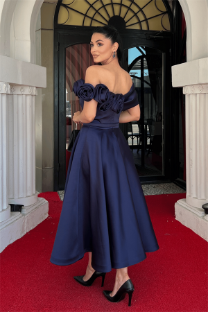 Saten Kumaş Gül Detaylı Midi Elbise - LACİVERT - 5