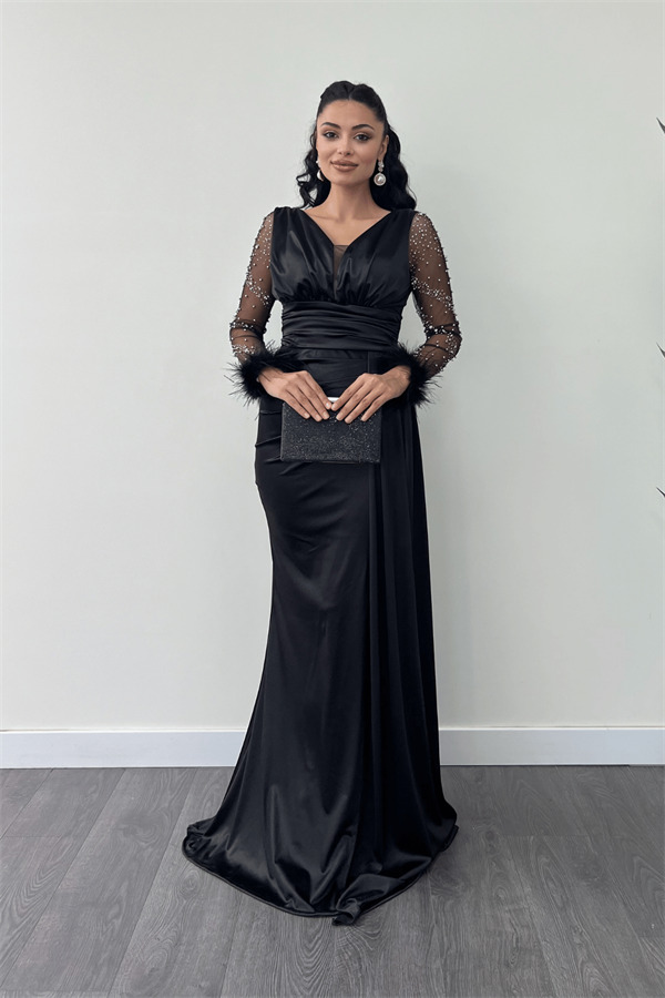 Saten Kumaş Kolları Otrişli Boncuk Detaylı Balık Elbise - SİYAH - 1